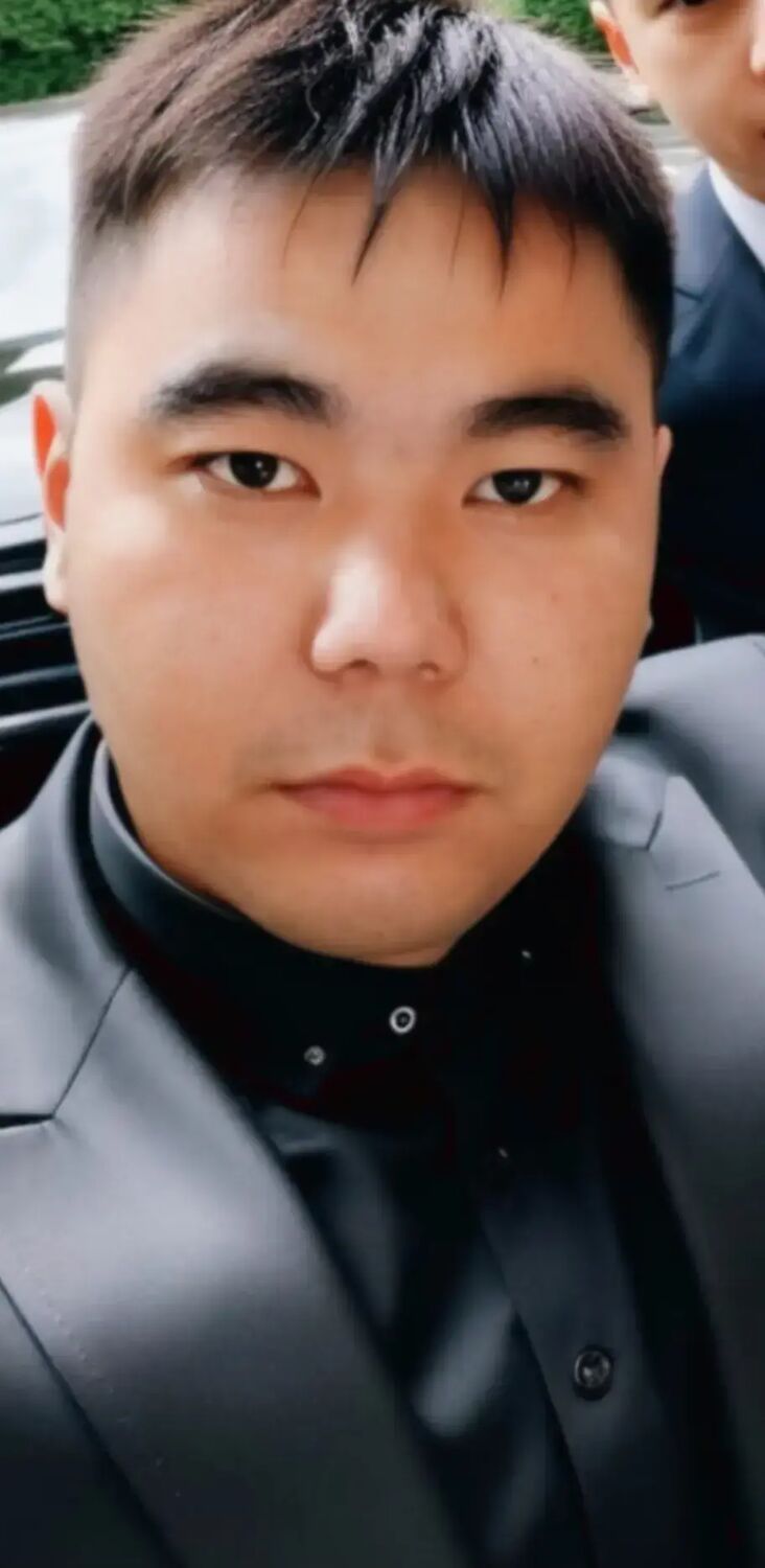  53737062  Kuka, 31 ,    