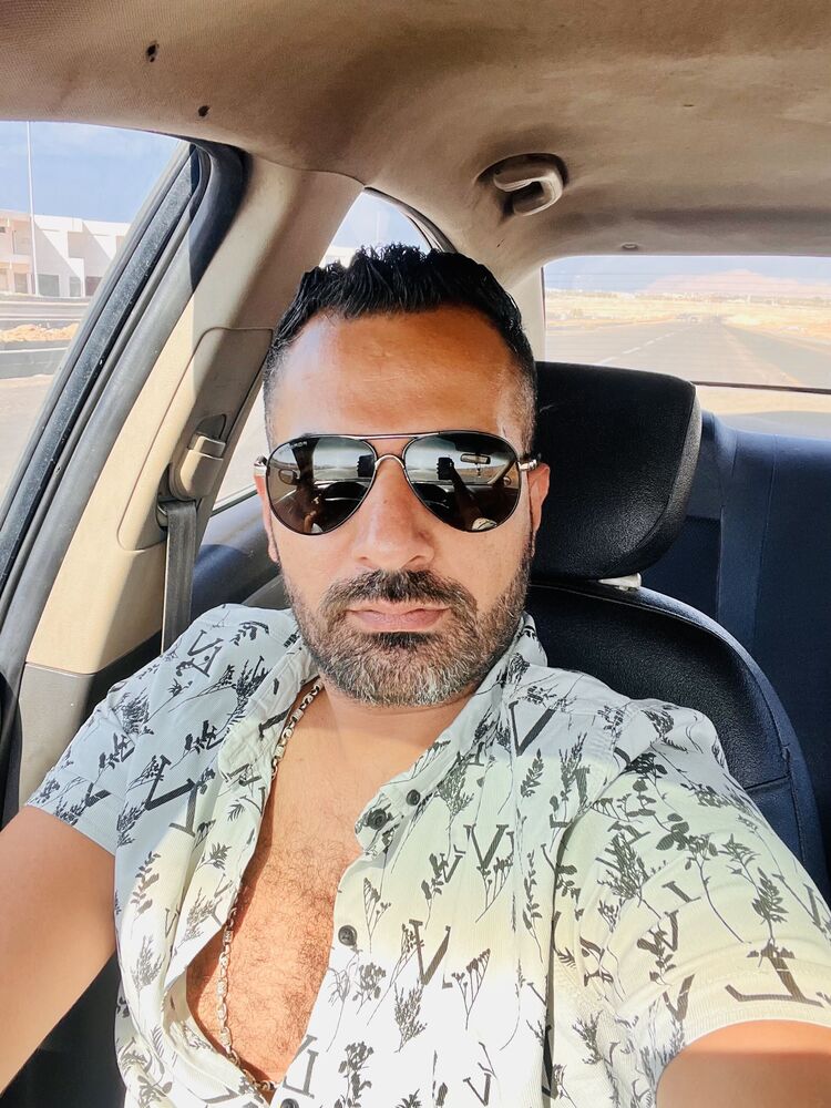  33496422  Maged, 38 ,    Al Ghardaqah