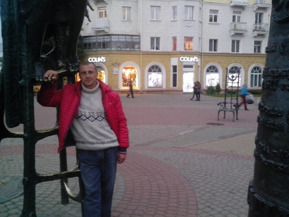  8806922  Sasha, 49 ,    
