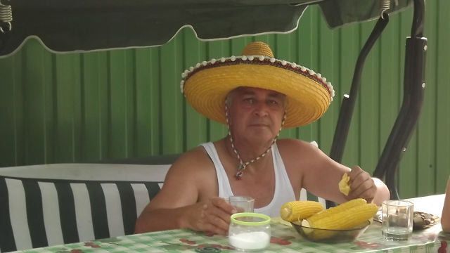  8452542  , 70 ,    