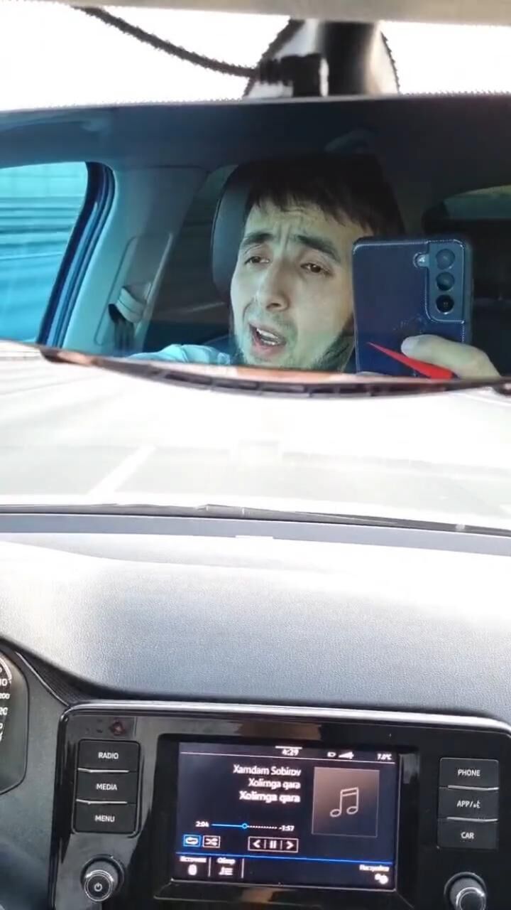  23024862  , 30 ,    -