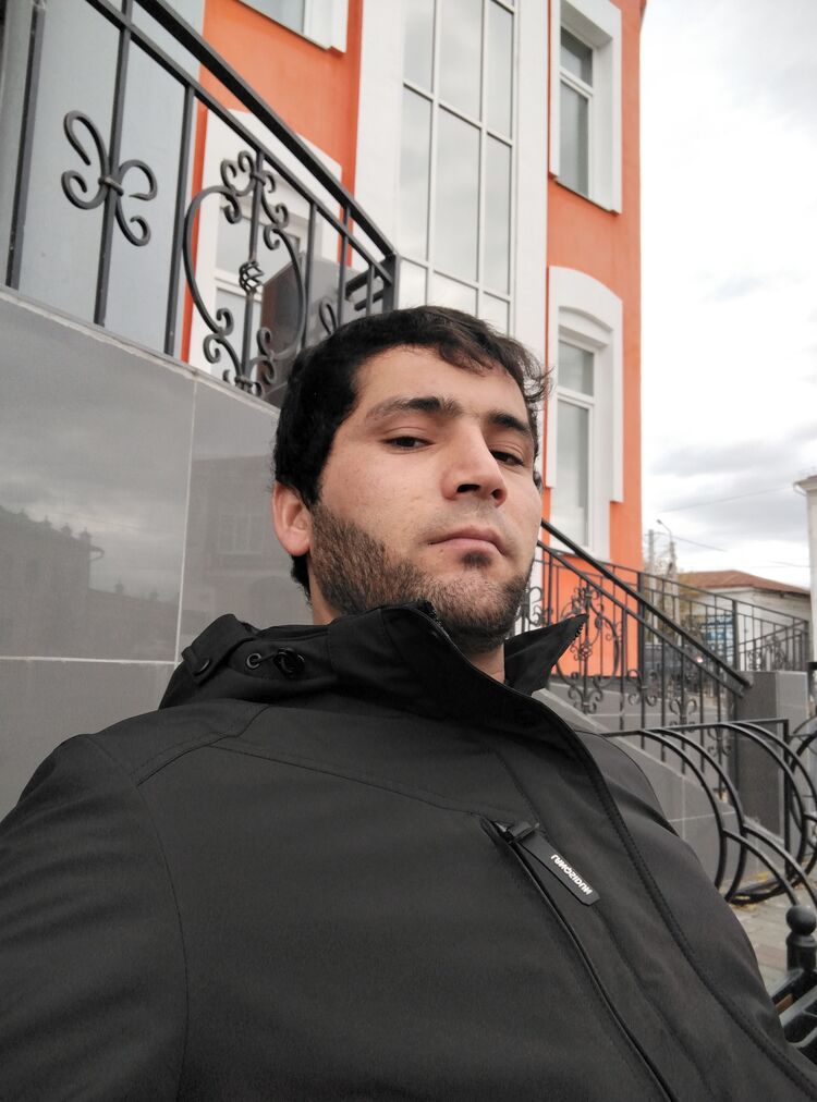  38829252  Aziz, 27 ,    