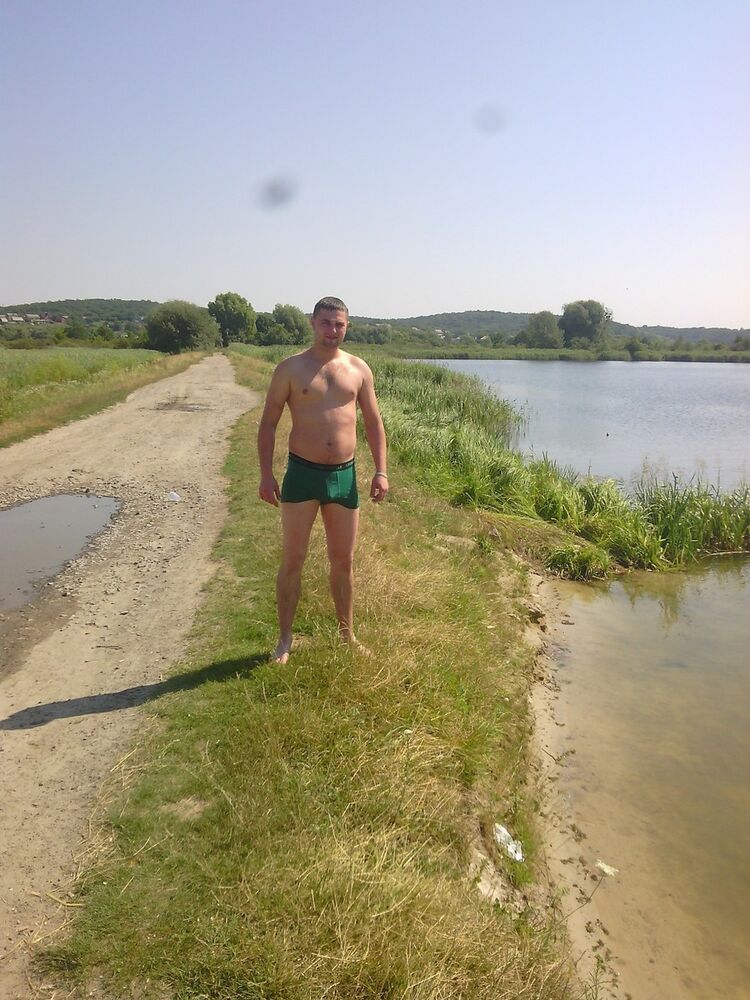  11667152  Dima, 36 ,    