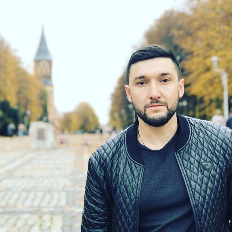  -,   Ruslan, 45 ,   