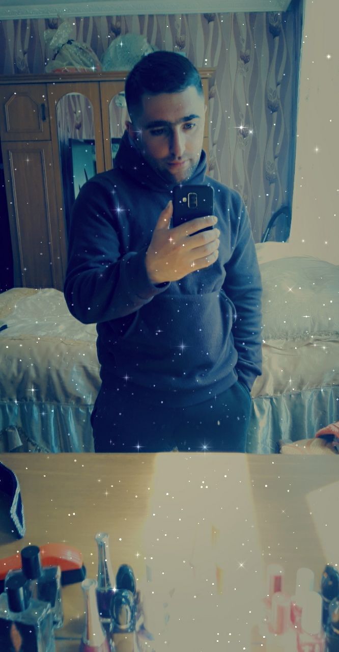  ,   Artyom, 28 ,   ,   