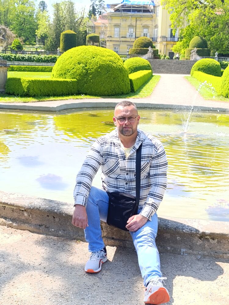  52908552  , 50 ,    Dubnany