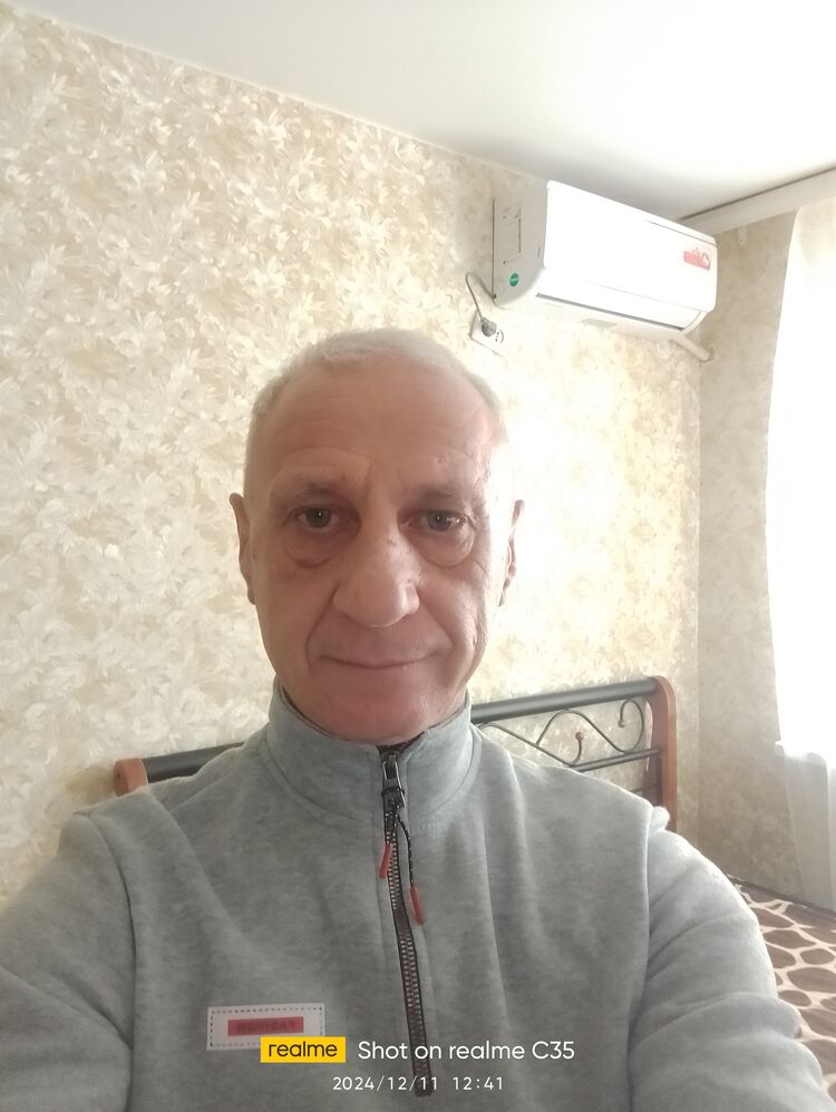  48595162  , 53 ,    