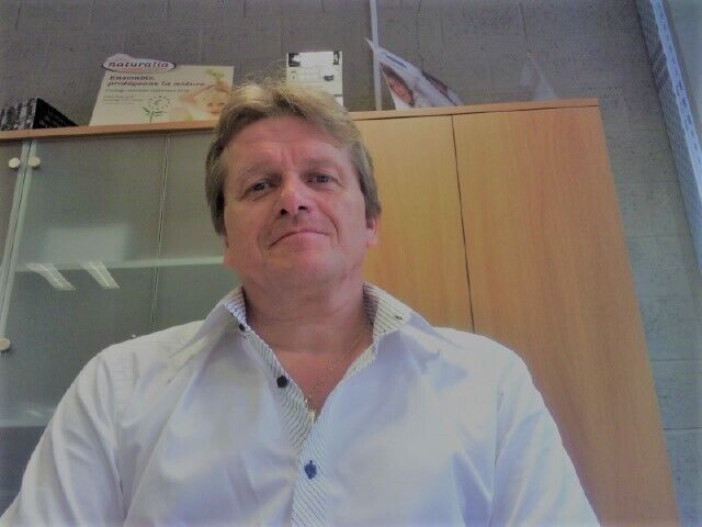  23510572  David, 59 ,    Lagos