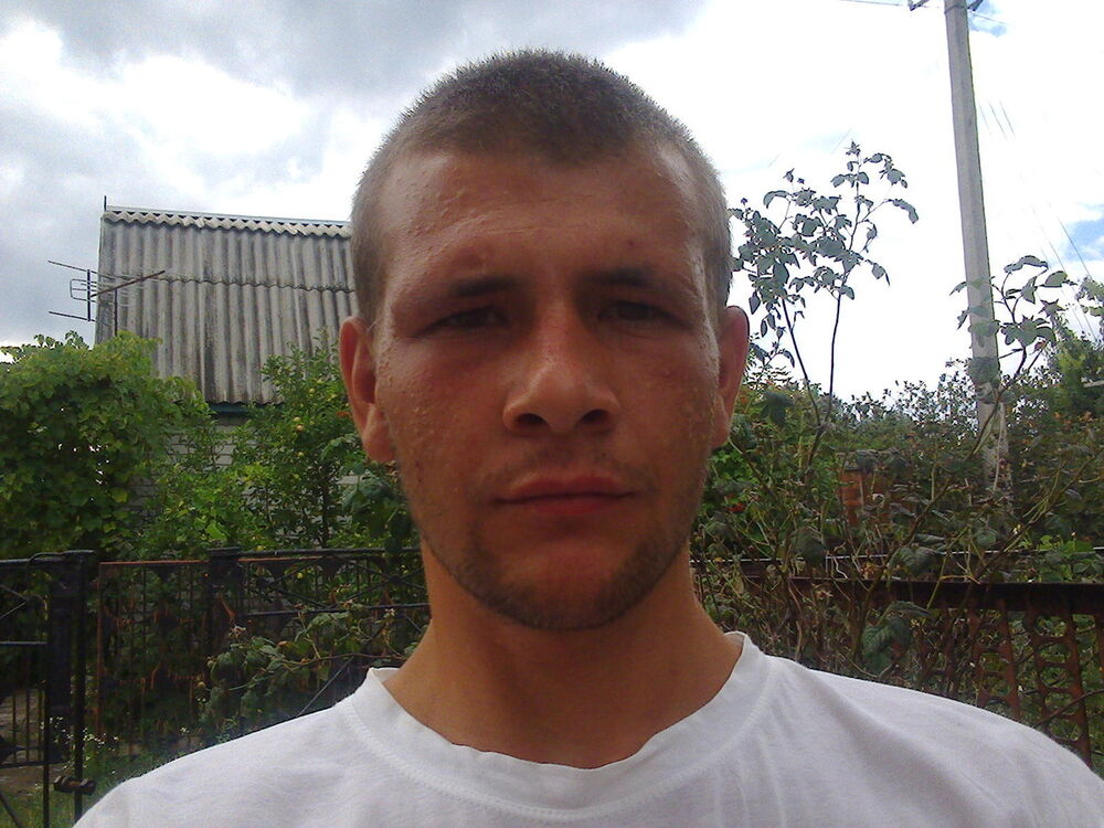  8119202  Evgenii, 35 ,    