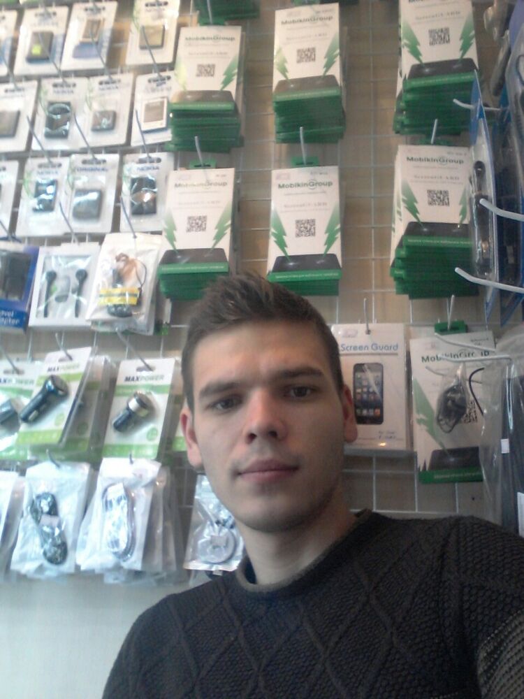  11080962  Oleg, 31 ,     
