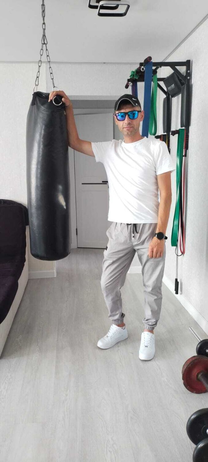  ,   Vladimir, 38 ,   ,   