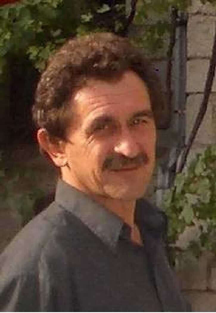  21352602  Valdi, 66 ,    
