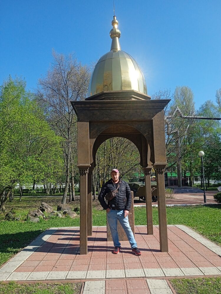  34115762  Alexey, 52 ,    
