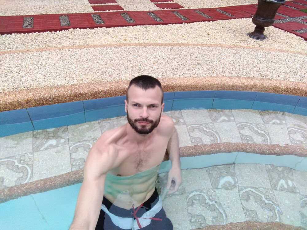   ,   Miguel, 38 ,   ,   