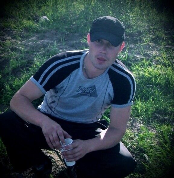  8423542  , 40 ,    -