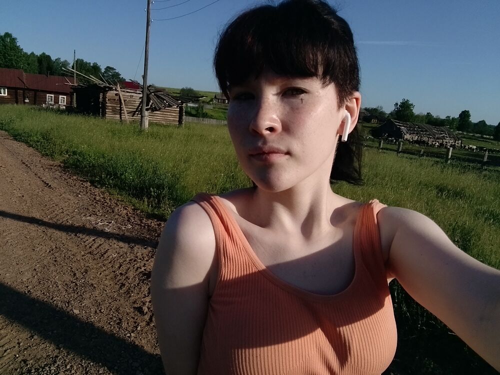  44584332  , 19 ,    
