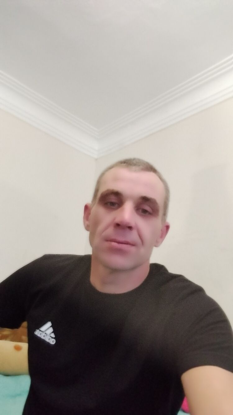  48494212  , 42 ,    