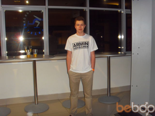  1046392  Nick, 32 ,    