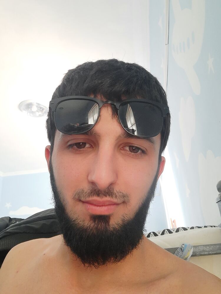  32857402  Eldar, 25 ,    