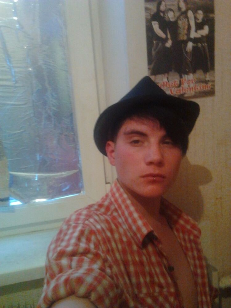  5673042  Kostya, 30 ,    