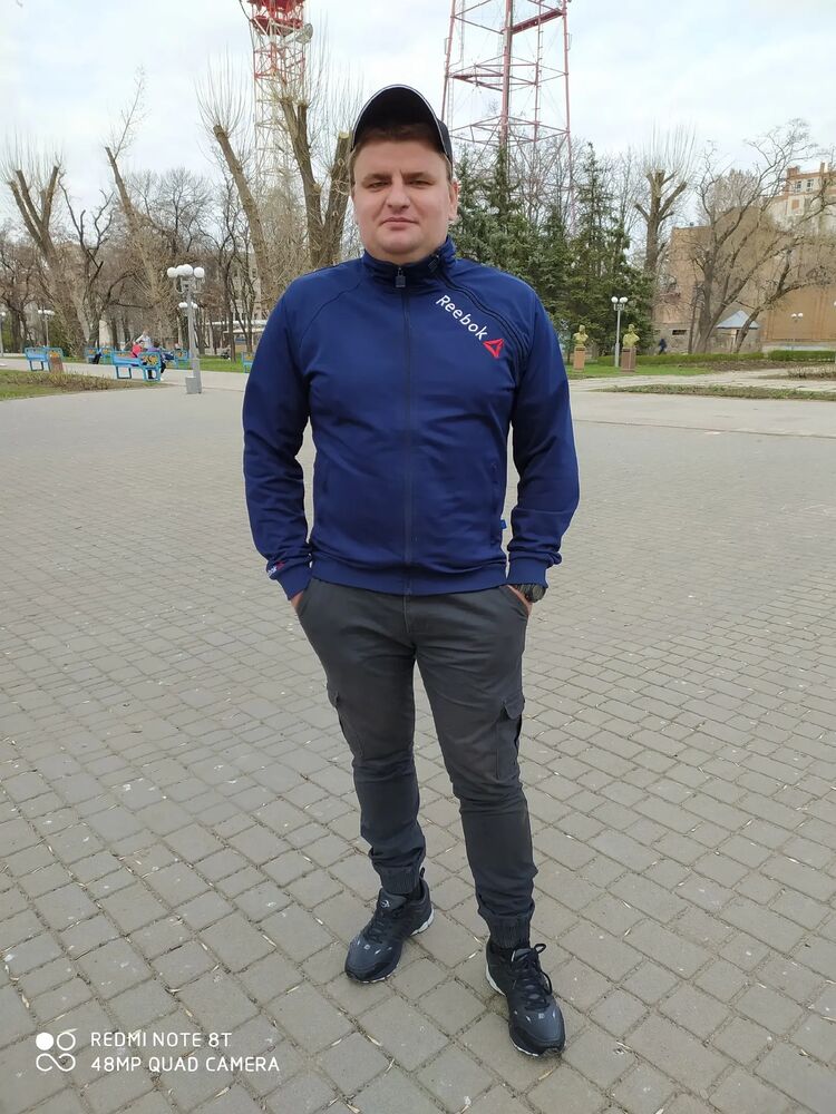  ,   Alex, 34 ,     , c , 