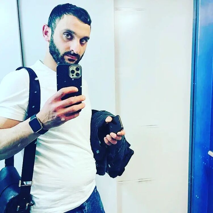  ,   Elvin, 34 ,   ,   