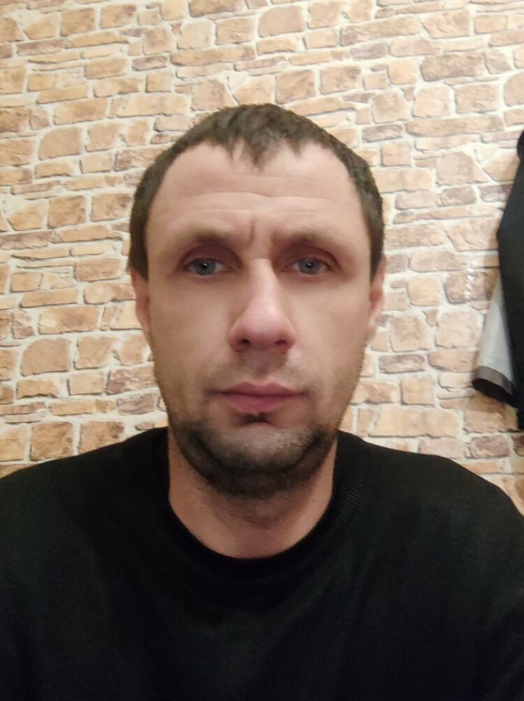  25931192  Sergey, 41 ,    