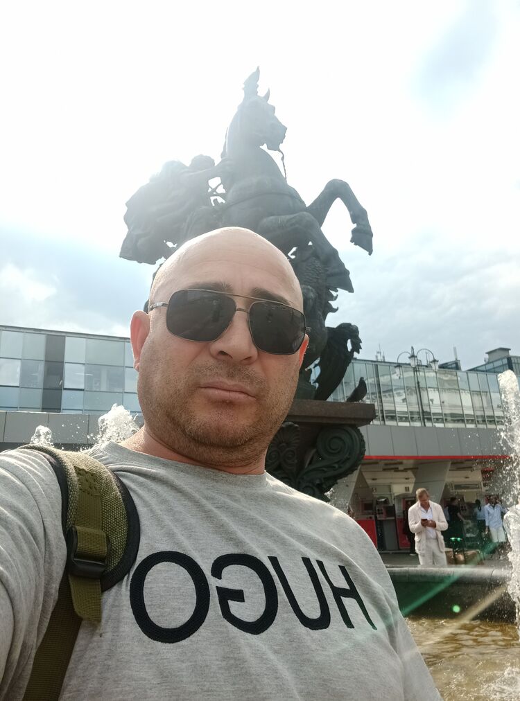  ,   Gulomjon, 42 ,   ,   