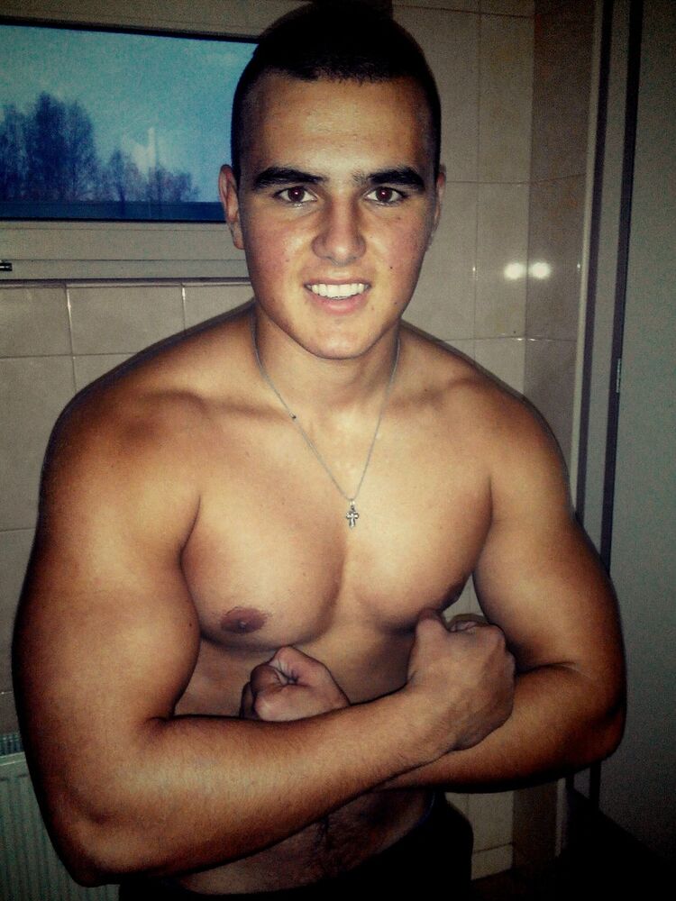  5624782  Dima, 30 ,    
