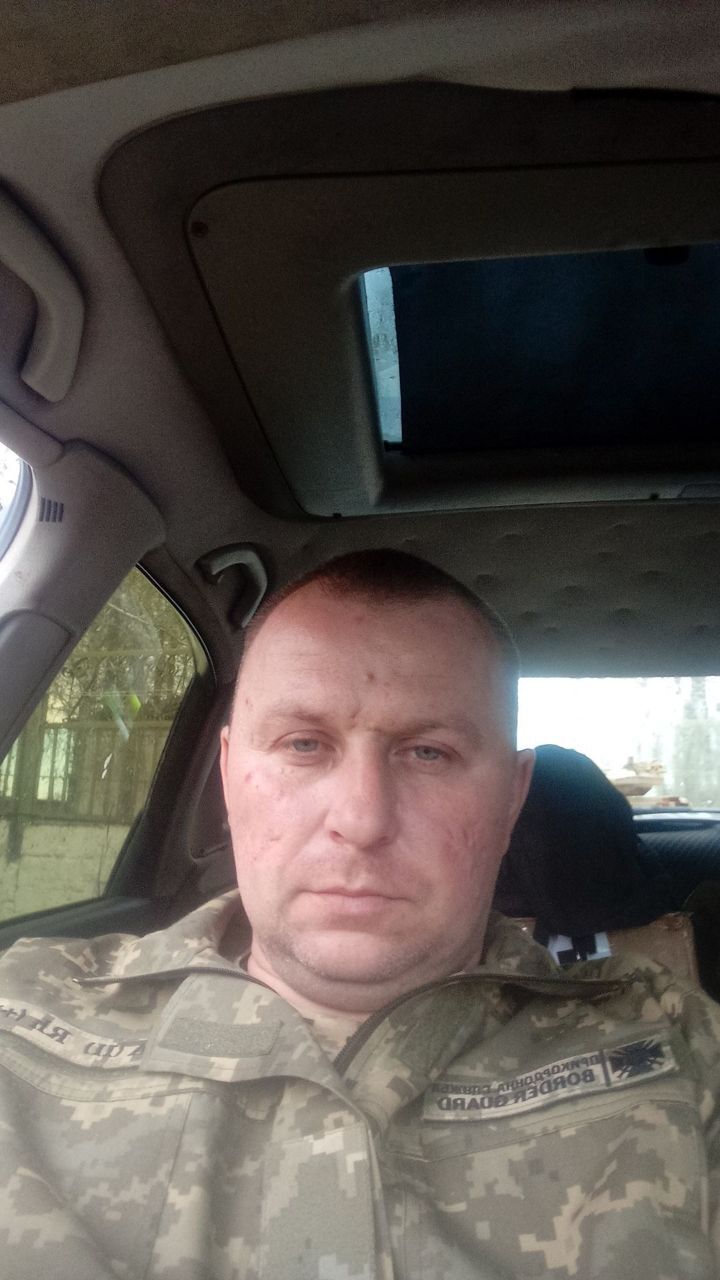  48476142  , 39 ,    