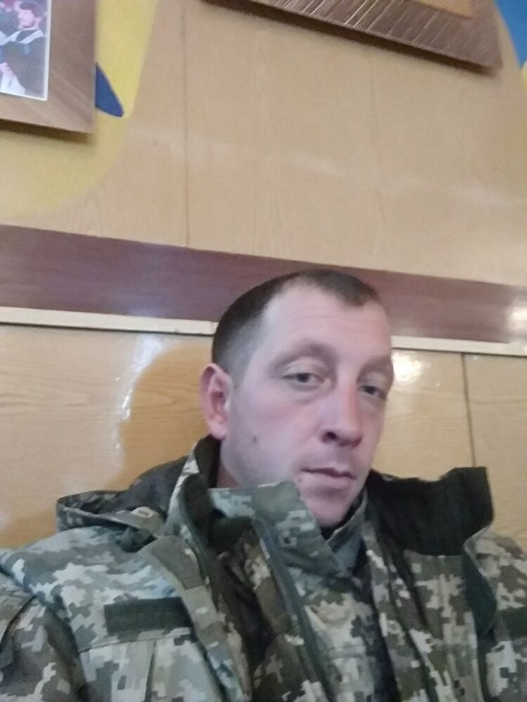  -,   , 38 ,  