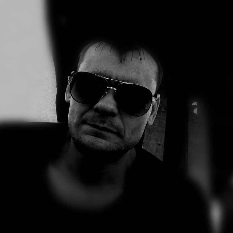  50384402  , 37 ,    -