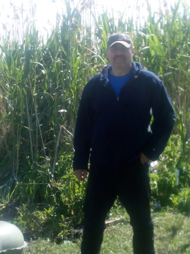  ,   Oleg, 59 ,   