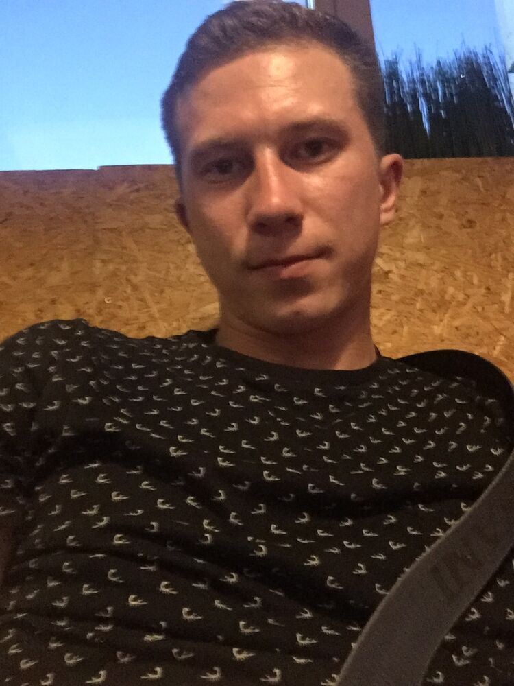  48954762  , 33 ,    