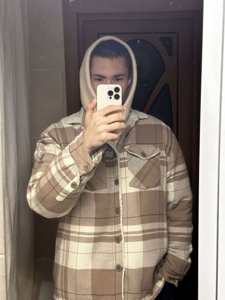  38990982  , 21 ,    