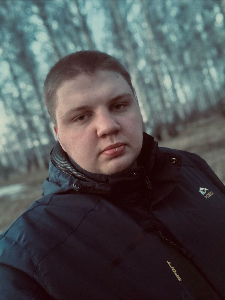  44993482  , 21 ,    
