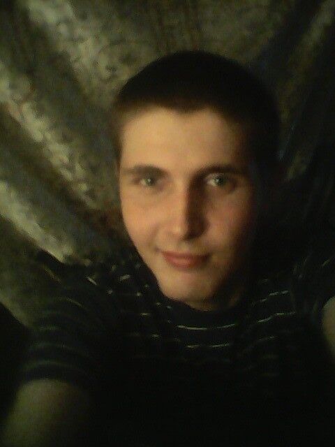  7725492  Svitoslav, 29 ,    