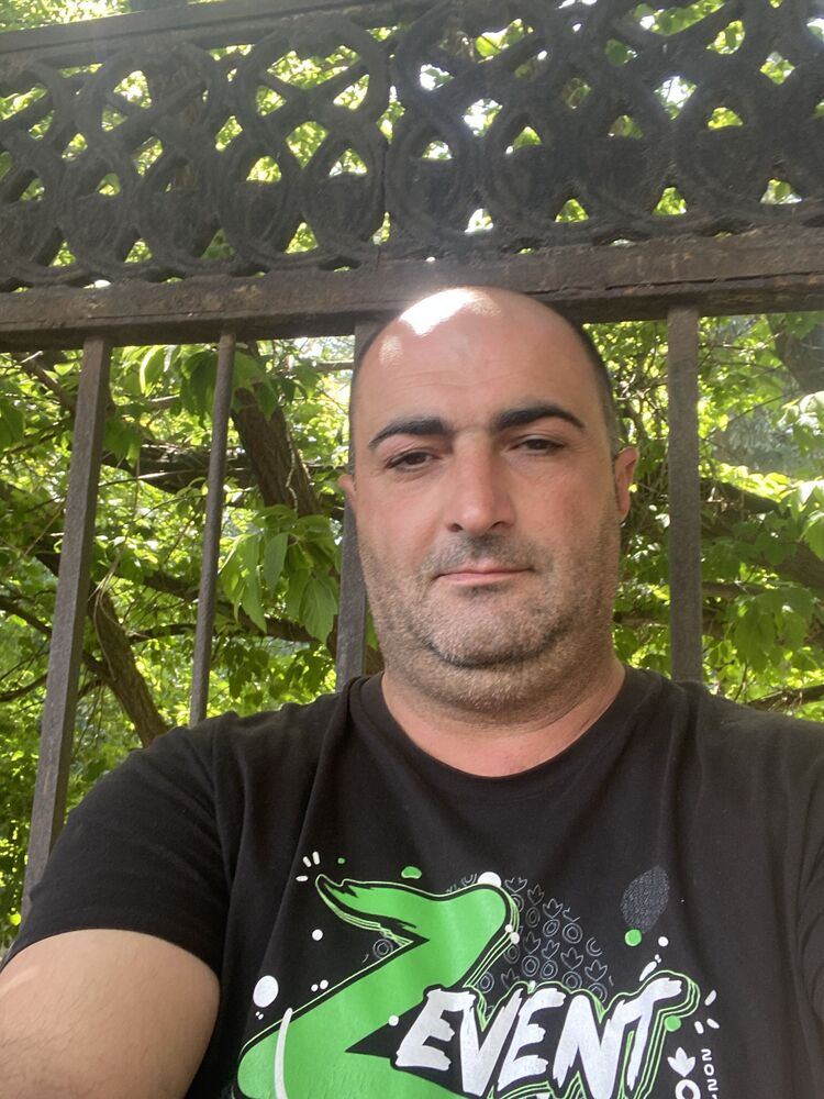  28614722  , 46 ,    