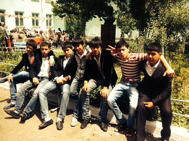  4405492  Noname, 40 ,    