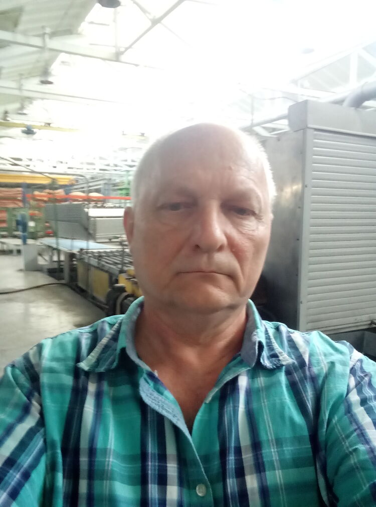  52928542  , 62 ,    