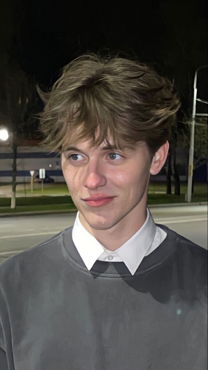 ���� 42083822 ����� �������, 22 ����, ���� ���������� � ������