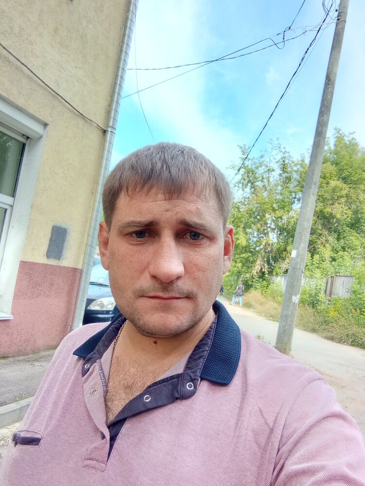  48632392  , 37 ,    
