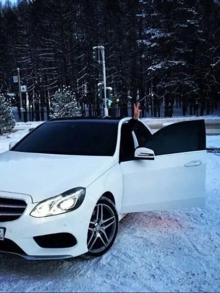  38898372  Garik, 48 ,     