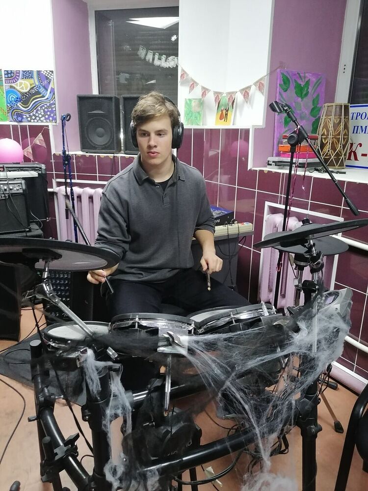  -,   , 18 ,   ,   