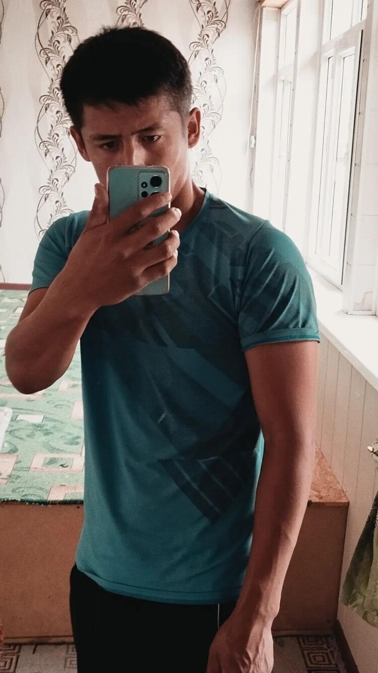  49432452  , 23 ,    