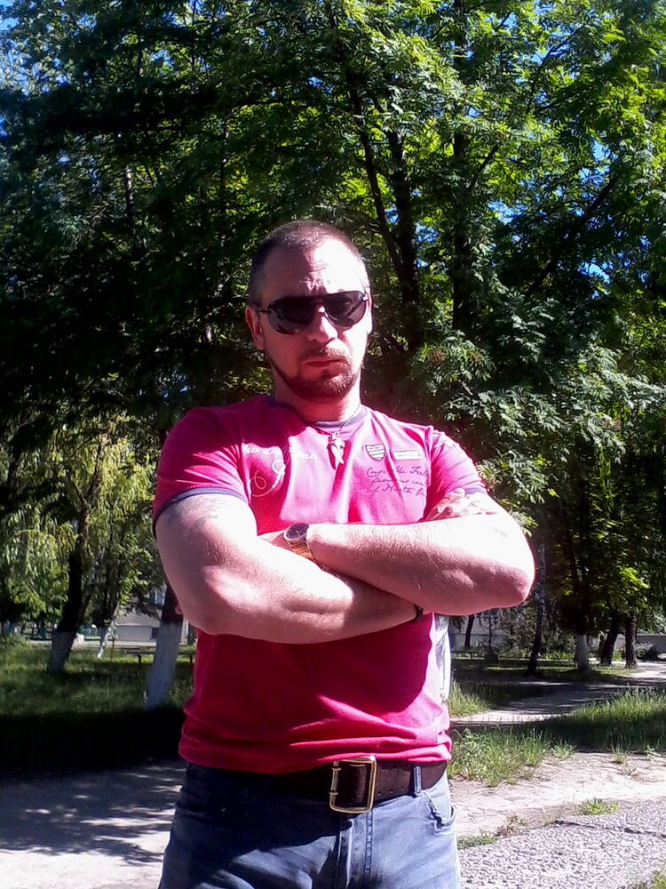  7880652  DAN, 46 ,    