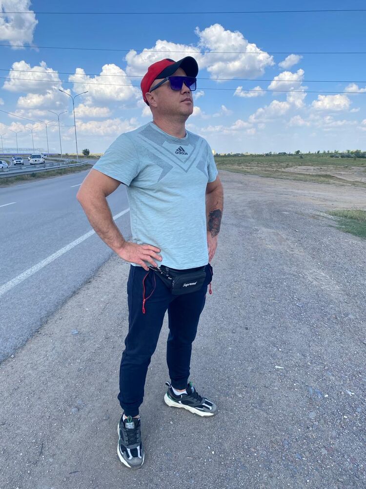  ,   Vladimir, 40 ,   ,   , c , 