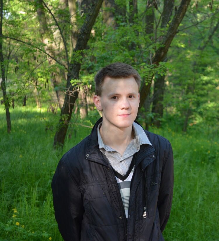  9299582  Vlad, 27 ,     