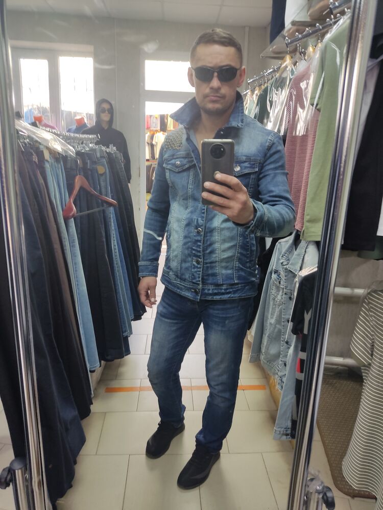  27949082  , 45 ,    