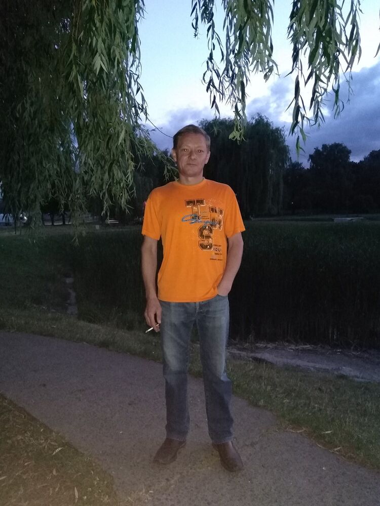  ,   Walerii, 45 ,   ,   , c 
